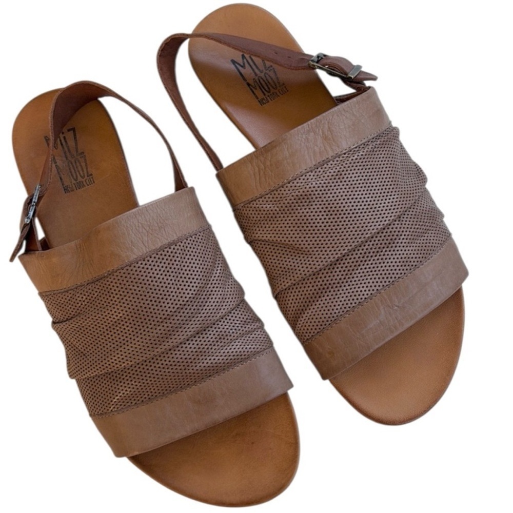 EUC Miz Mooz Leather Abbey Sandals Dark Beige
Size 10